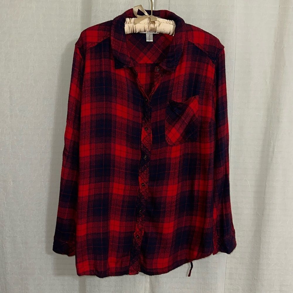 MM 1X Navy Red Plaid Flannel Long Sleeve Button Front Belted Shirt